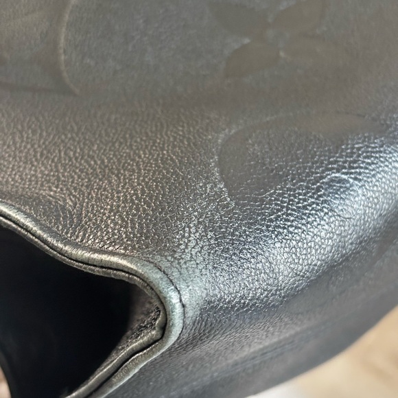 Authentic Louis Vuitton Black On the Go MM Leather Tote Monogram Luxury 16” Long - Picture 10 of 17